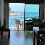 Ocean View Su Eminencia *