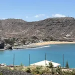 Ocean View Su Eminencia Apartment