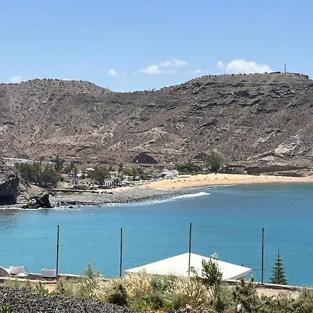 Ocean View Su Eminencia Apartment